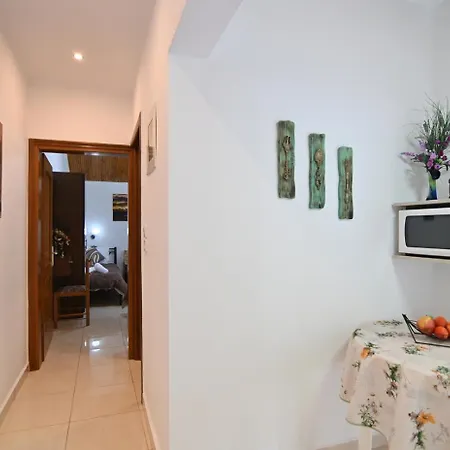 Evelin Apartman Aszproválta